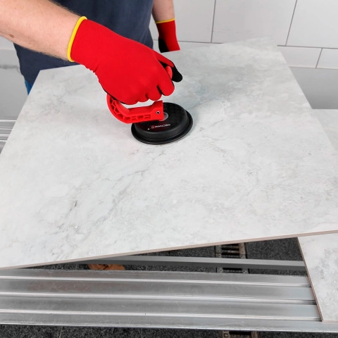 Distar Saugnapf UNOFIX speziell für Fliesenleger Distar Saugnapf UNOFIX speziell für Fliesenleger